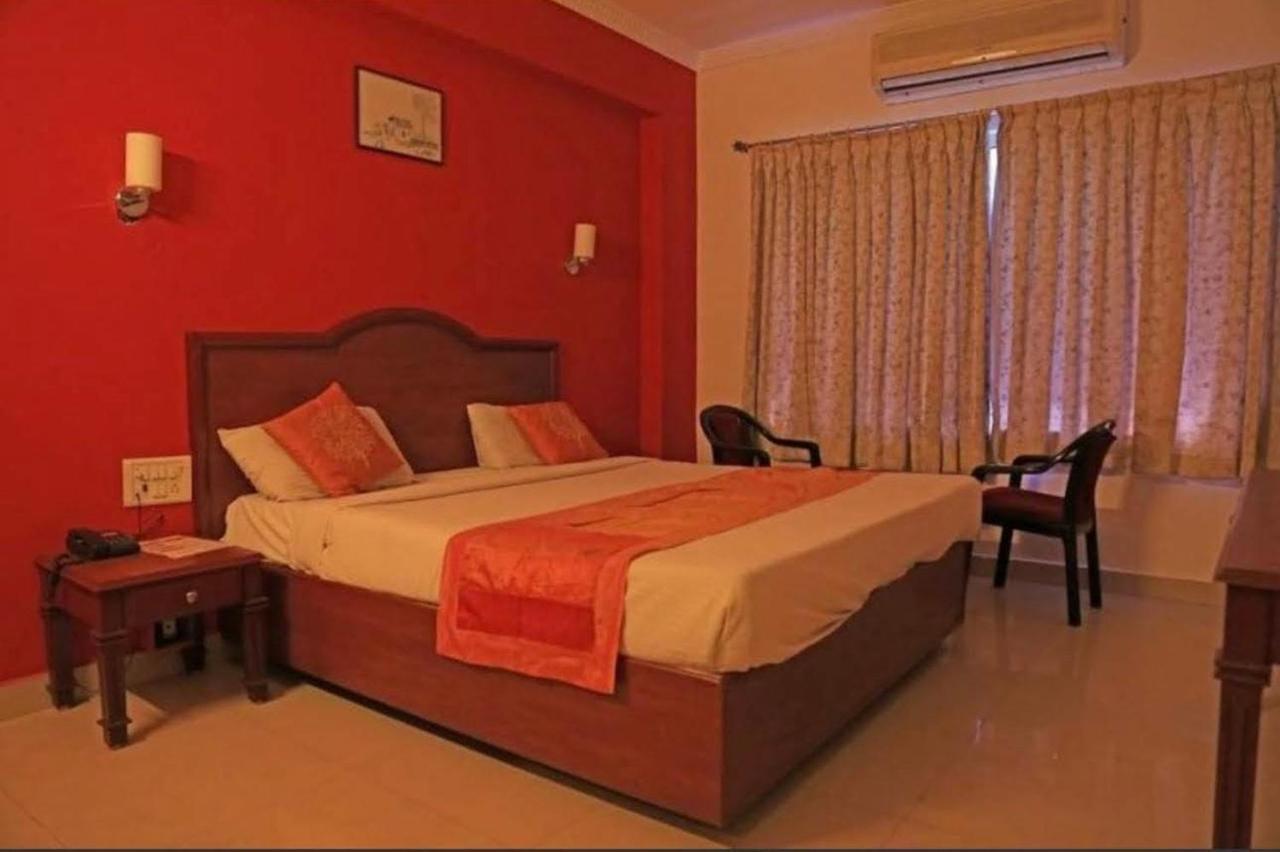 Goldmine Hotels Chennai Exterior foto
